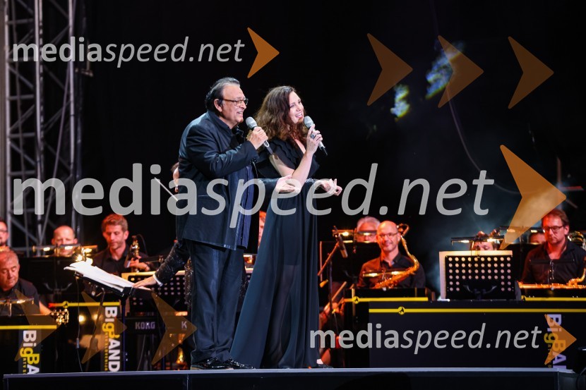  Oto Pestner, pevec;  Teja Leskovšek, pevkaPoletna noč 2021, poklon Tadeju Hrušovarju