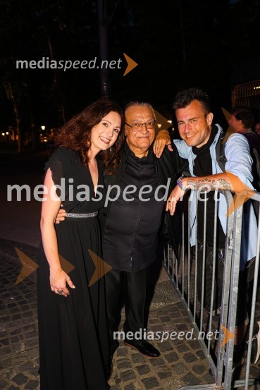  Teja Leskovšek, pevka;  Oto Pestner, pevec;  Omar Naber, glasbenikPoletna noč 2021, poklon Tadeju Hrušovarju