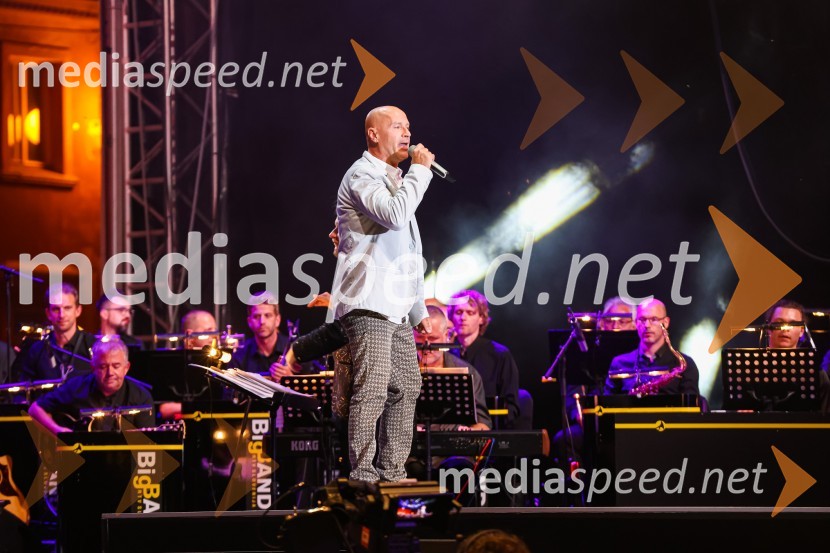  Miran Rudan, pevecPoletna noč 2021, poklon Tadeju Hrušovarju