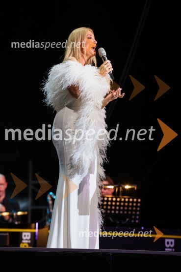  Helena Blagne, pevkaPoletna noč 2021, poklon Tadeju Hrušovarju