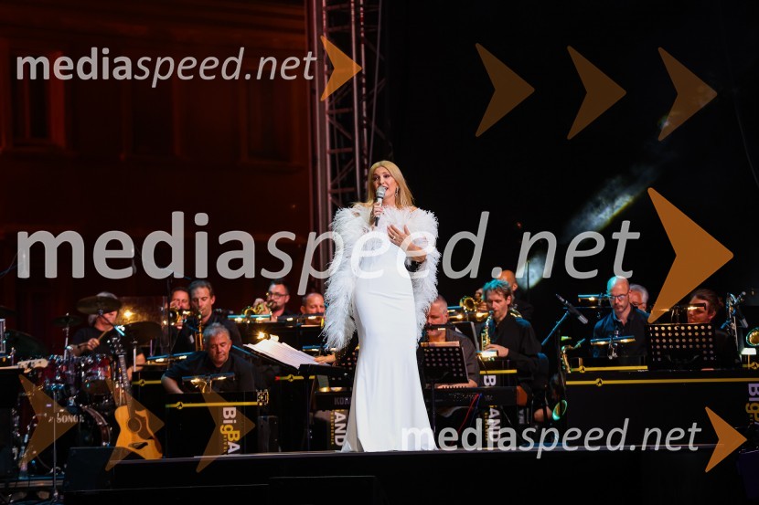  Helena Blagne, pevkaPoletna noč 2021, poklon Tadeju Hrušovarju