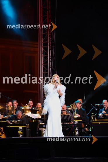  Helena Blagne, pevkaPoletna noč 2021, poklon Tadeju Hrušovarju