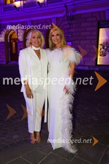  Alenka Godec, pevka;  Helena Blagne, pevkaPoletna noč 2021, poklon Tadeju Hrušovarju