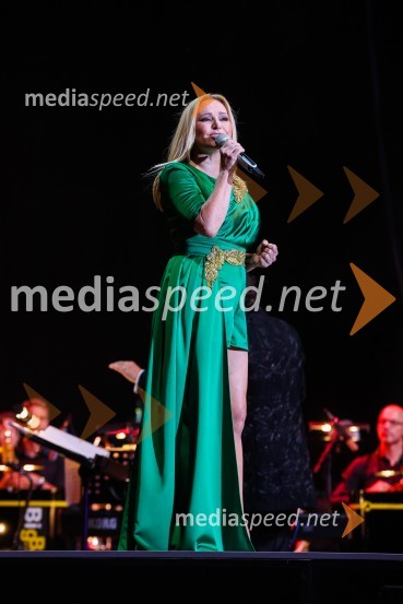  Nuša Derenda, pevkaPoletna noč 2021, poklon Tadeju Hrušovarju