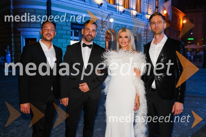  Mihael Strniša, Eroika Aromatika;  Blaž Gantar, tenorist;  Helena Blagne, pevka;  Gašper Banovec, Eroika AromatikaPoletna noč 2021, poklon Tadeju Hrušovarju