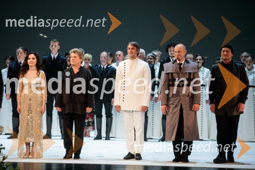  Rossana Potenza, operna pevka;  Branko Robinšak, operni pevec;  ... ;  ... ;  ... Tosca, premiera SNG Opera in balet Ljubljana