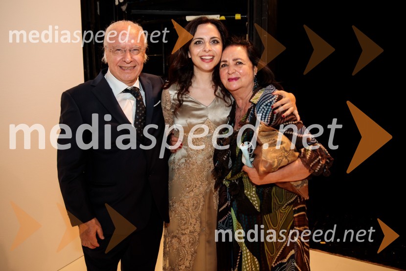  ... ;  Rossana Potenza, operna pevka;  ... Tosca, premiera SNG Opera in balet Ljubljana