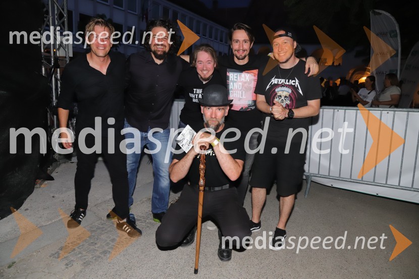  ... ;  ... ;  ... ;  ... ;  Jure Kopušar, igralec;  Marko Soršak-Soki, bobnar, skupina Elvis JacksonFestival Lent 2021, otvoritev