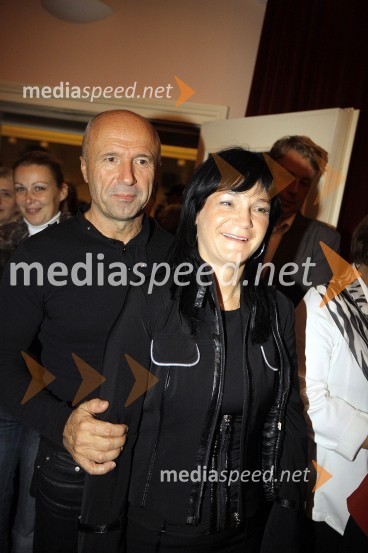 Borut Sedovnik, pomočnik direktorja marketinga v Cinkarni Celje in Nataša Špat, lastnica blagovne znamke And by AndražModni navdihi, gala modna revija ob 10. obletnici