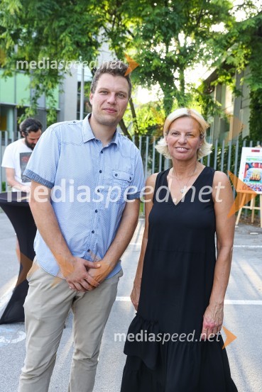  ... ;  Ksenija Gavez Kreft, pomočnica vodje oddelka za tržno komuniciranje in upravljanje s sponzorstvi, marketing, GeneraliFranc Novinc, razstava Harmonija barvne uglašenosti, Generali galerija