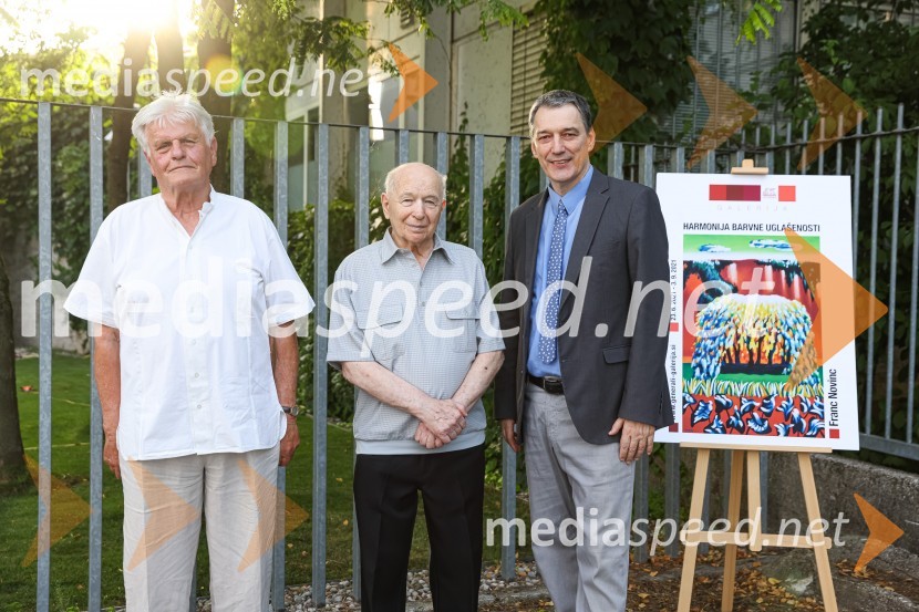  Aleksander  Bassin, muzejski svetnik;  Franc Novinc, umetnik;  Matija Šenk, član uprave, GeneraliFranc Novinc, razstava Harmonija barvne uglašenosti, Generali galerija