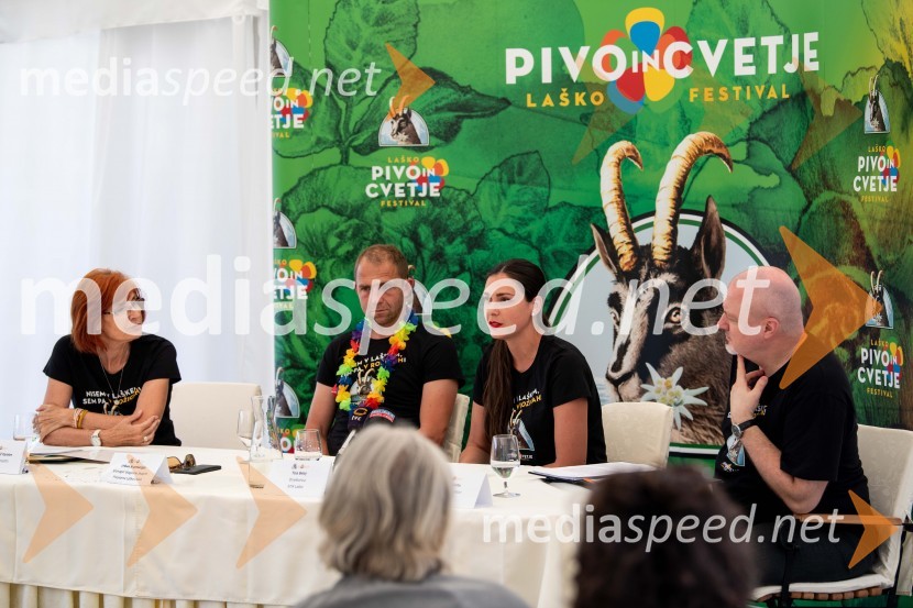  Darinka Pavlič Kamien, strokovnjakinja za komuniciranje;  Urban Kramberger, manager blagovne skupine, Pivovarna Laško Union;  Tina Belej, STIK Laško, direktorica;  Urban Centa, programski direktor festivala Pivo in cvetje LaškoPivo in cvetje 2021, novinarska konferenca pred festivalom