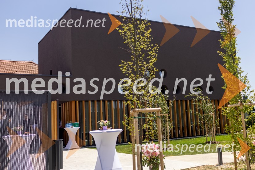 Otvoritev Poslovilne dvorane na Pokopališču Pobrežje