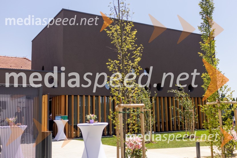 Otvoritev Poslovilne dvorane na Pokopališču Pobrežje