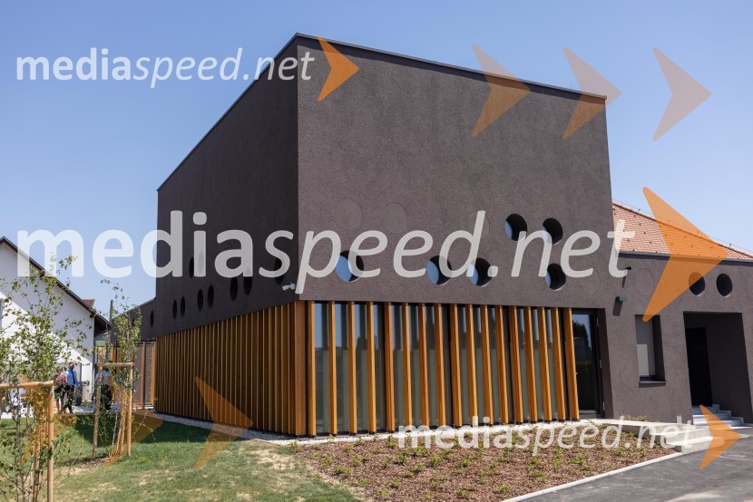 Otvoritev Poslovilne dvorane na Pokopališču Pobrežje