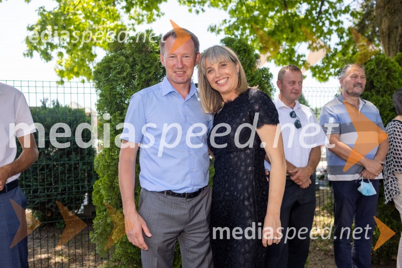  ... ; mag. Lidija Pliberšek, direktorica Pogrebnega podjetje Maribor d.d., direktorica Javni Holding Maribor, predsednica ASCE, Otvoritev Poslovilne dvorane na Pokopališču Pobrežje