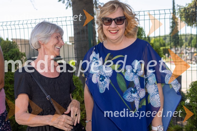  ... ;  Ksenija  Gajić, vodja cvetličarne AralijaOtvoritev Poslovilne dvorane na Pokopališču Pobrežje