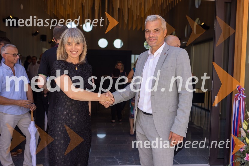 mag. Lidija Pliberšek, direktorica Pogrebnega podjetje Maribor d.d., direktorica Javni Holding Maribor, predsednica ASCE, ;  Aleksander Saša Arsenovič, župan, Mestna občina MariborOtvoritev Poslovilne dvorane na Pokopališču Pobrežje