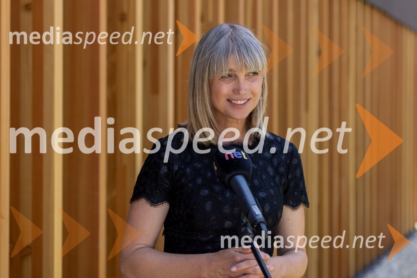 mag. Lidija Pliberšek, direktorica Pogrebnega podjetje Maribor d.d., direktorica Javni Holding Maribor, predsednica ASCE, Otvoritev Poslovilne dvorane na Pokopališču Pobrežje