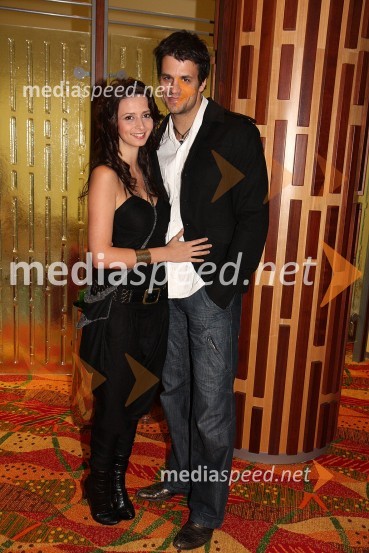 Žana, pevka in Danijel Salobir, manekenMondeno v Mondu - modna revija