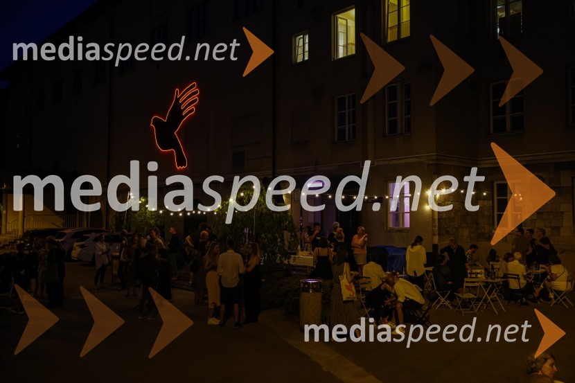 Hlapci, premiera Slovenskega mladinskega gledališča