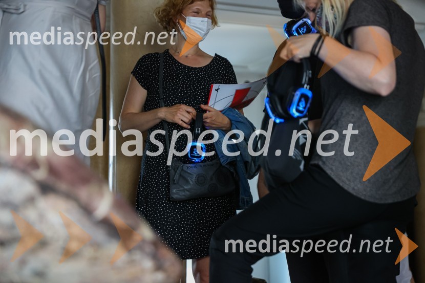 Hlapci, premiera Slovenskega mladinskega gledališča