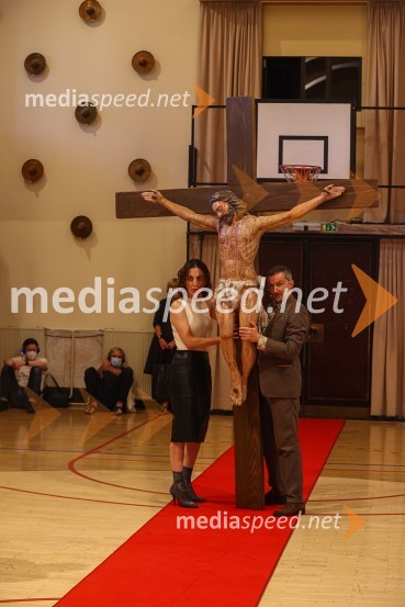  Daša Doberšek, igralka;  Ivan Peternelj, igralecHlapci, premiera Slovenskega mladinskega gledališča