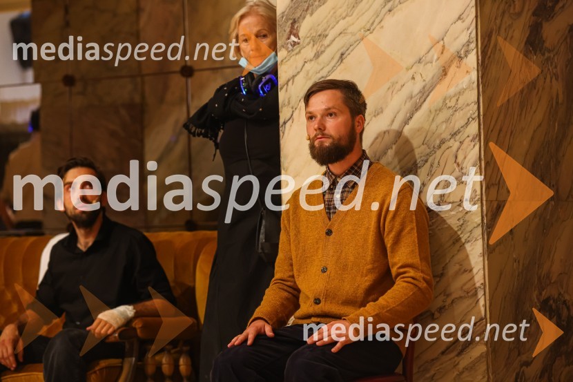  Vito Weis, igralec;  Stane Tomazin, igralecHlapci, premiera Slovenskega mladinskega gledališča