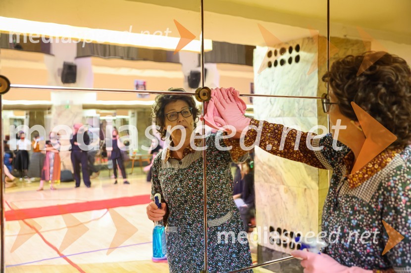 mag. Neda Rusjan Bric, režiserkaHlapci, premiera Slovenskega mladinskega gledališča