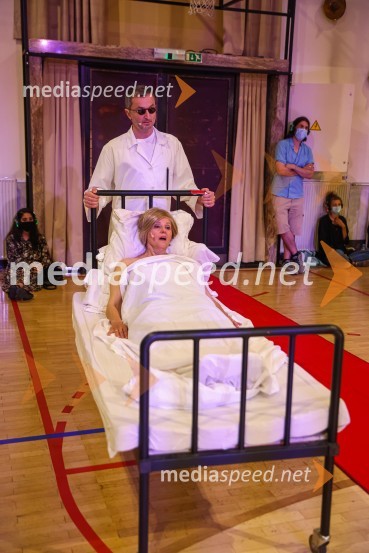  Ivan Peternelj, igralec;  Draga Potočnjak, igralka in pisateljicaHlapci, premiera Slovenskega mladinskega gledališča