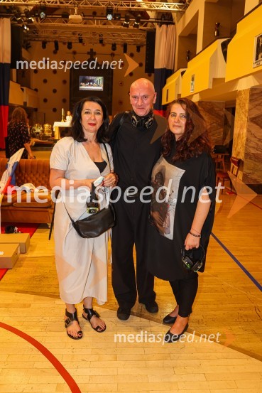  Zdenka Badovinac, direktorica Moderne galerije in Muzeja za sodobno umetnost Metelkova;  Goran Injac, umetniški vodja, Slovensko mladinsko gledališče;  Mateja DemšičHlapci, premiera Slovenskega mladinskega gledališča