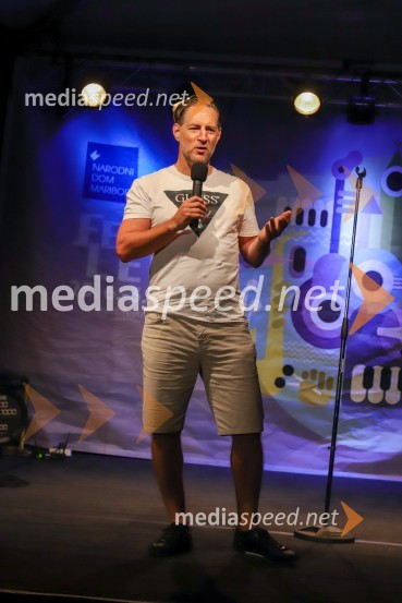  John Denhof, predsednik uprave NKBMFestival Lent 2021, 5. dan, Peter Lovšin in standup Vinko Šimek ter John Denhof