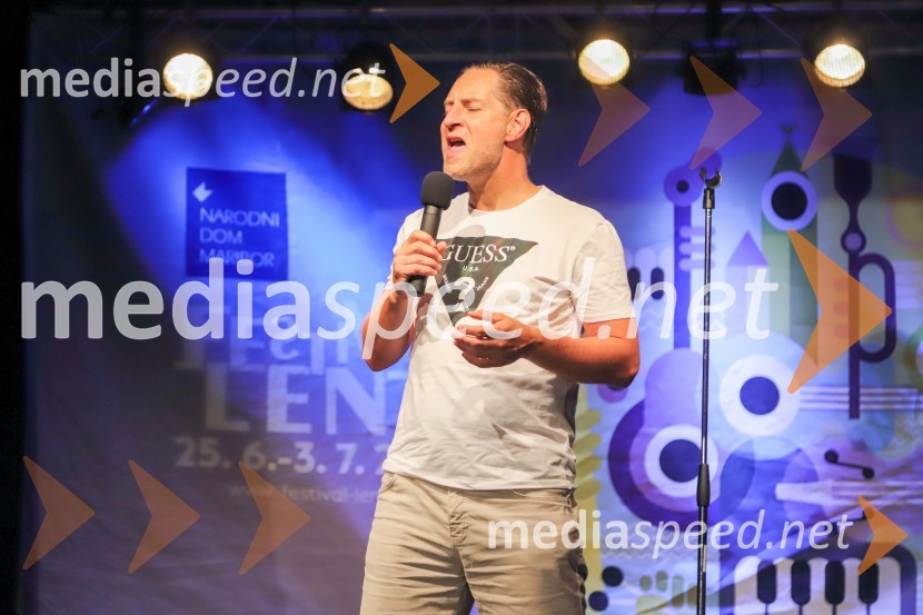  John Denhof, predsednik uprave NKBMFestival Lent 2021, 5. dan, Peter Lovšin in standup Vinko Šimek ter John Denhof