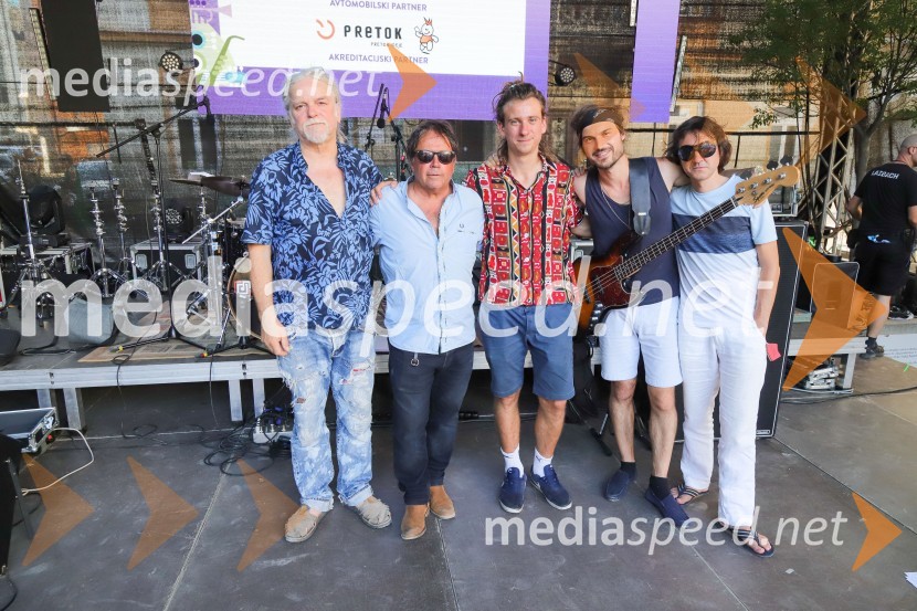  ... ;  Peter Lovšin - Pero, pevec;  ... ;  ... ;  ... Festival Lent 2021, 5. dan, Peter Lovšin in standup Vinko Šimek ter John Denhof