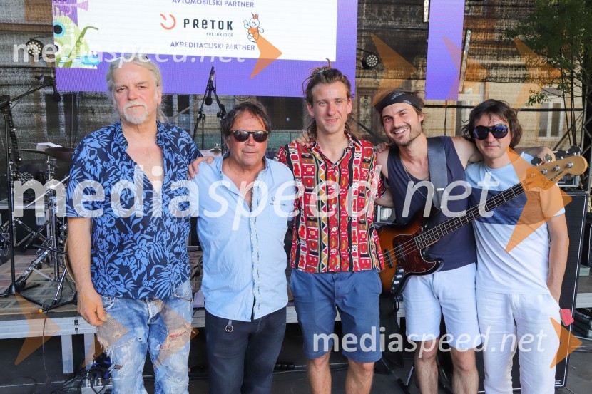  ... ;  Peter Lovšin - Pero, pevec;  ... ;  ... ;  ... Festival Lent 2021, 5. dan, Peter Lovšin in standup Vinko Šimek ter John Denhof