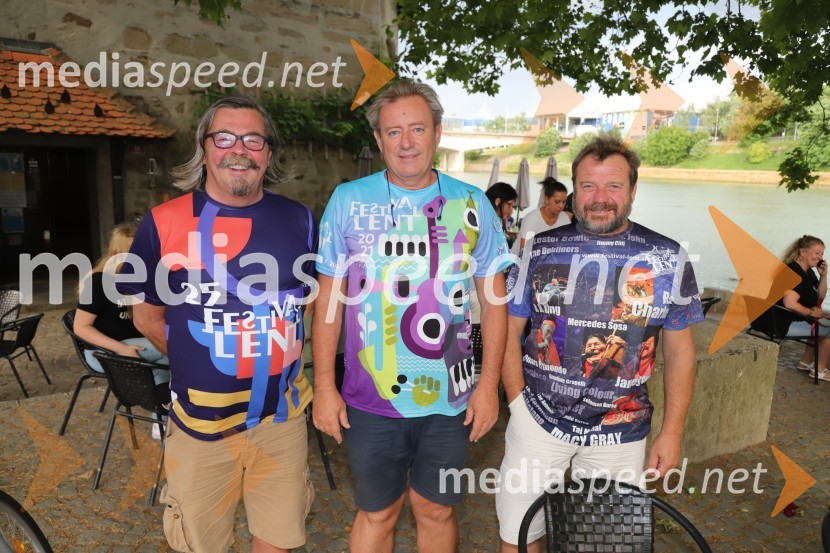  Vladimir - Vlado Šega, predsednik SSD skupine HSE in SD DEM, organizator koncertov;  Vladimir  Rukavina Gogo, direktor Narodnega doma Maribor ter direktor Festivala Lent ;  Andrej Borko, pomočnik direktorja Narodnega doma MariborFestival Lent 2021, 6. dan, Big Foot Mama