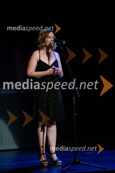 mag. Tina Kosi, upravnica SLG Celje29. festival Dnevi komedije, zaključek in podelitev nagrad