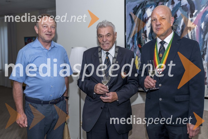 Podelitev viteškega reda Evropskega reda vitezov vina