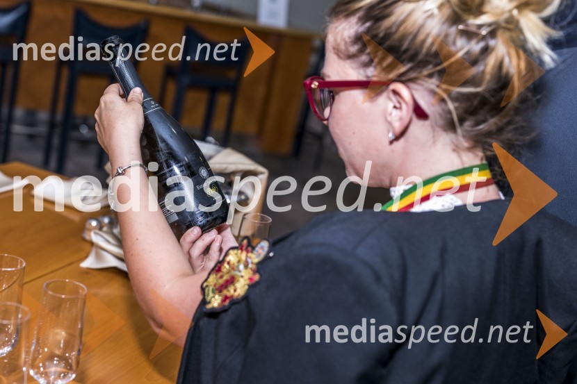 Podelitev viteškega reda Evropskega reda vitezov vina