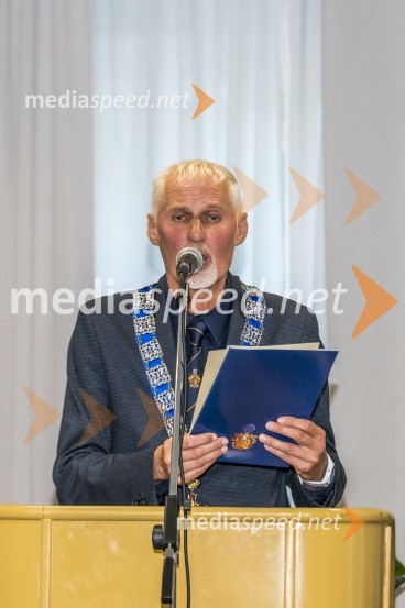 Podelitev viteškega reda Evropskega reda vitezov vina