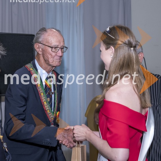 Podelitev viteškega reda Evropskega reda vitezov vina