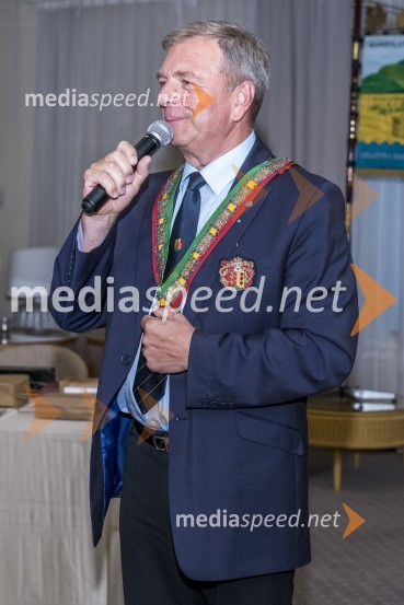 Podelitev viteškega reda Evropskega reda vitezov vina