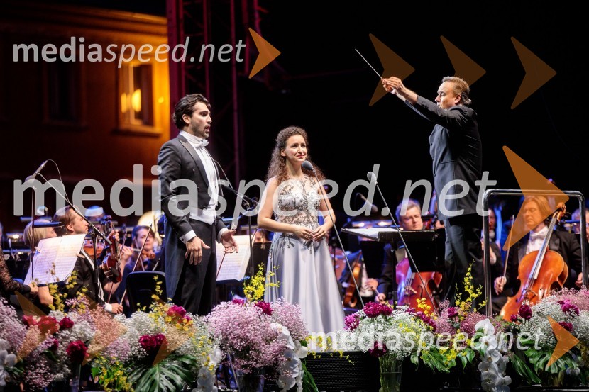  Jonathan Tetelman, operni pevec;  ... ;  Karel Mark Chichon, dirigentCarmen, koncertna izvedba opere, Ljubljana Festival