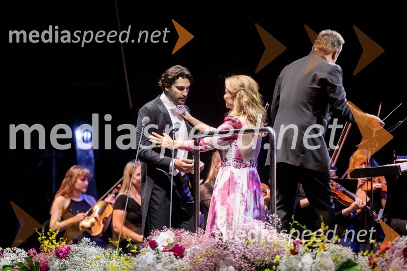  Jonathan Tetelman, operni pevec;  Elina Garanča, operna pevkaCarmen, koncertna izvedba opere, Ljubljana Festival