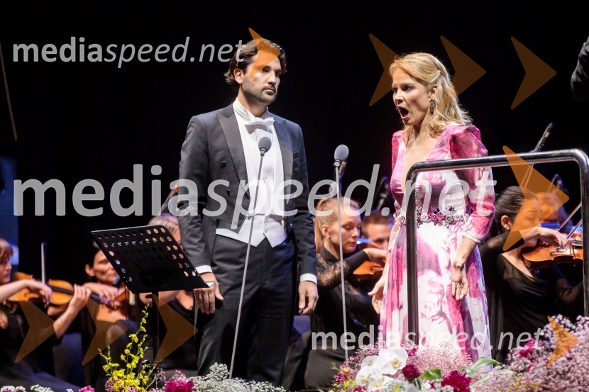  Jonathan Tetelman, operni pevec;  Elina Garanča, operna pevkaCarmen, koncertna izvedba opere, Ljubljana Festival