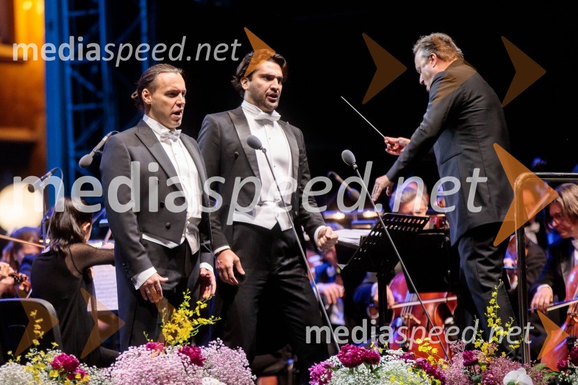  ... ;  Jonathan Tetelman, operni pevecCarmen, koncertna izvedba opere, Ljubljana Festival