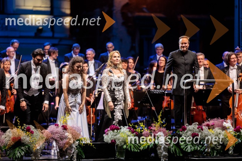  Jonathan Tetelman, operni pevec;  ... ;  Elina Garanča, operna pevka;  ... Carmen, koncertna izvedba opere, Ljubljana Festival