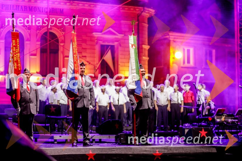 Tržaški partizanski pevski zbor Pinko TomažičNosil bom rdečo zvezdo