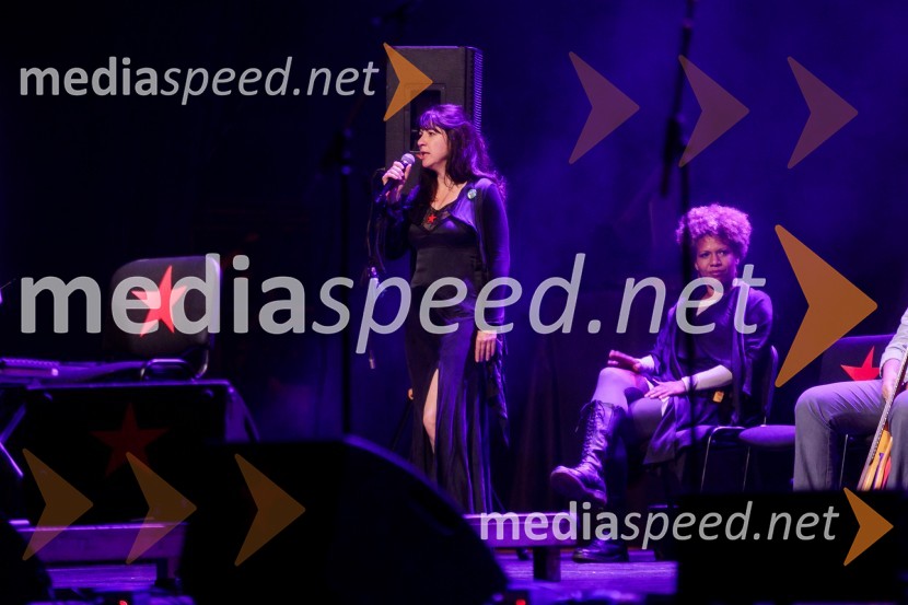 Nosil bom rdečo zvezdo