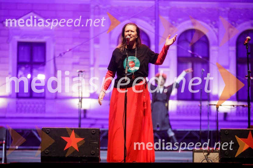 Nosil bom rdečo zvezdo